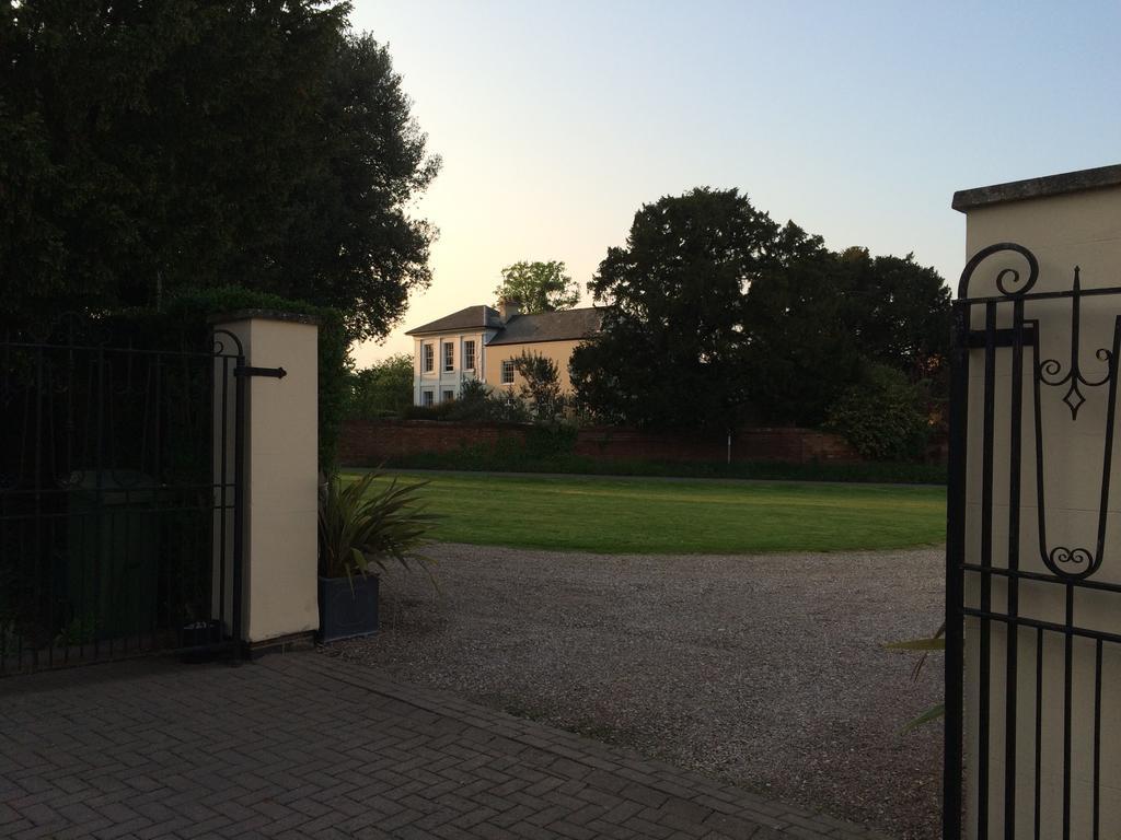 Bed and Breakfast Little Manor Cheltenham Exterior foto