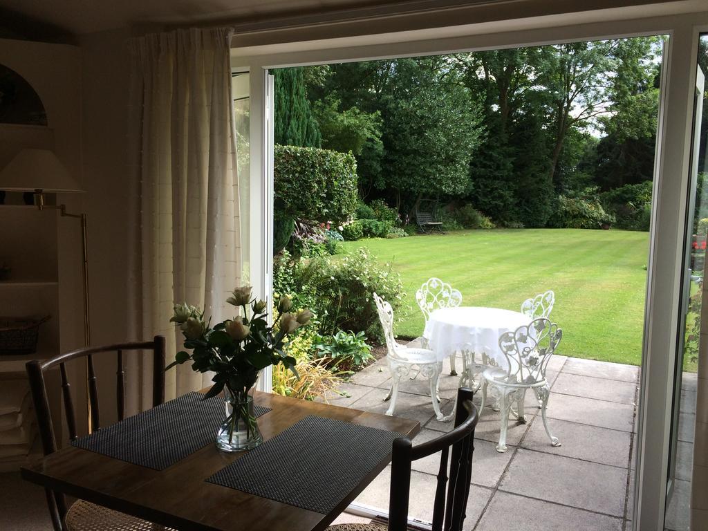 Bed and Breakfast Little Manor Cheltenham Exterior foto